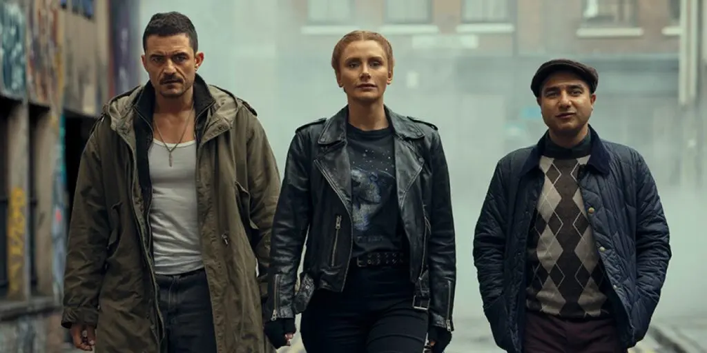Orlando Bloom, Bryce Dallas Howard, and Nick Muhammed in Deep Cover